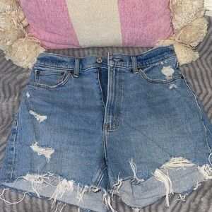 Abercrombie & Fitch Mom Shorts